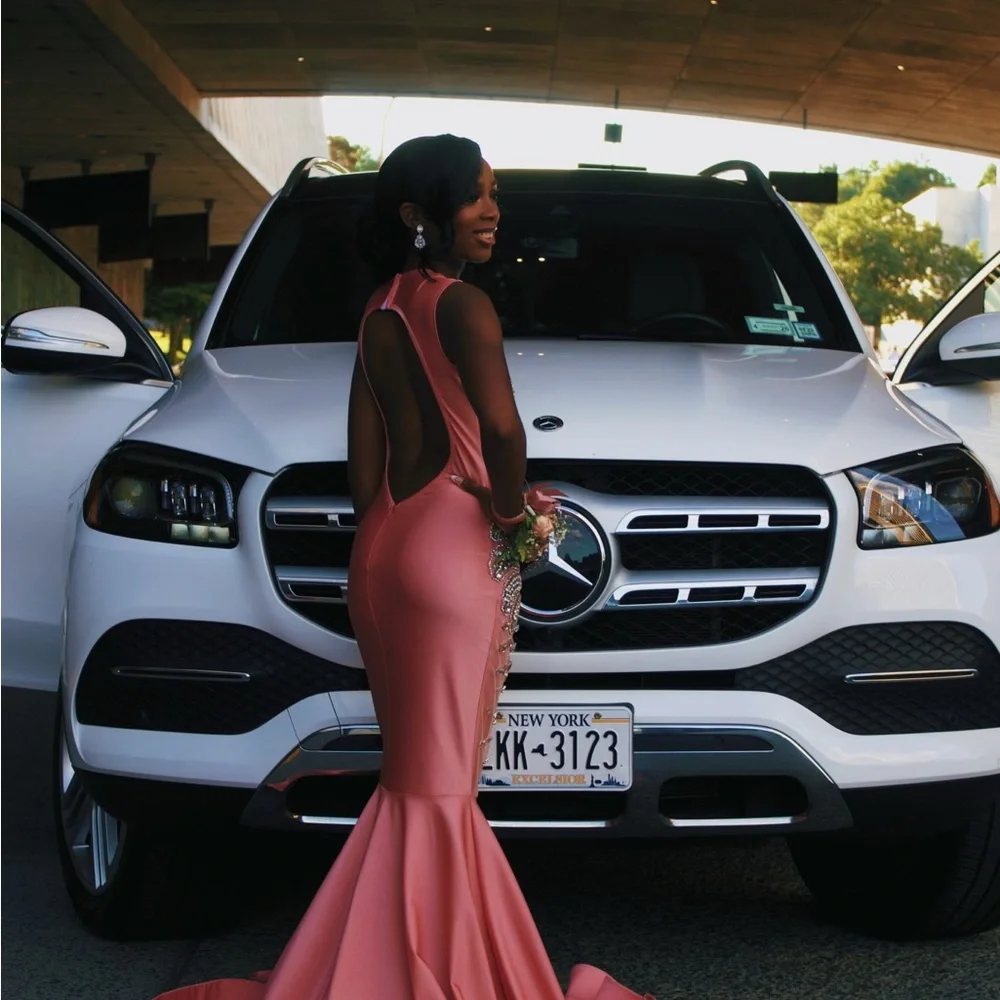Elegant Pink Prom dress - Picture 2 of 5